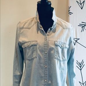 Classic Denim light wash jean shirt